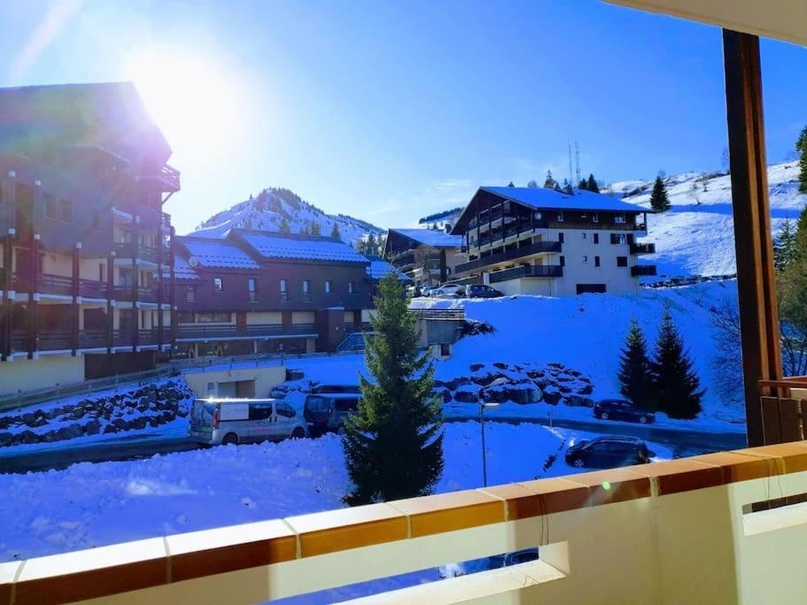 Appartement Montagne La Vallee Verte Coeur Station Hirmentaz Bellevaux Exterior foto